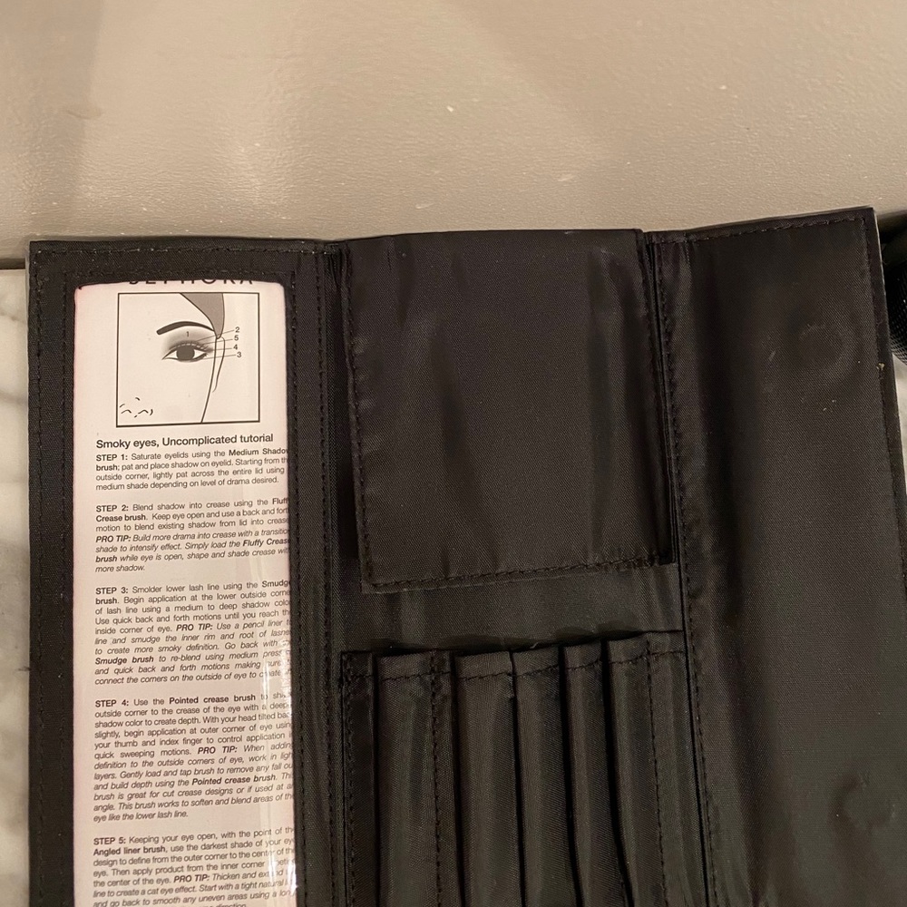 Makeup brush bag